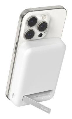Belkin BoostCharge Pro Trådløs opladning Hvid
